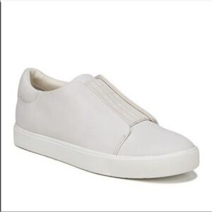 𝅺Vince Cream and White Cantara Leather Sneakers Size 6.5 or 36.5